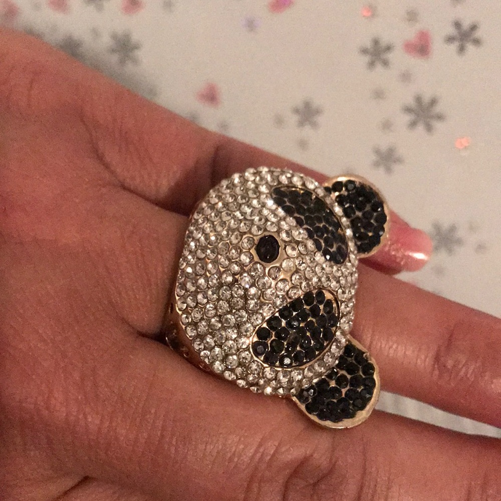Panda ring 💗💕💋 - Picture 3 of 3